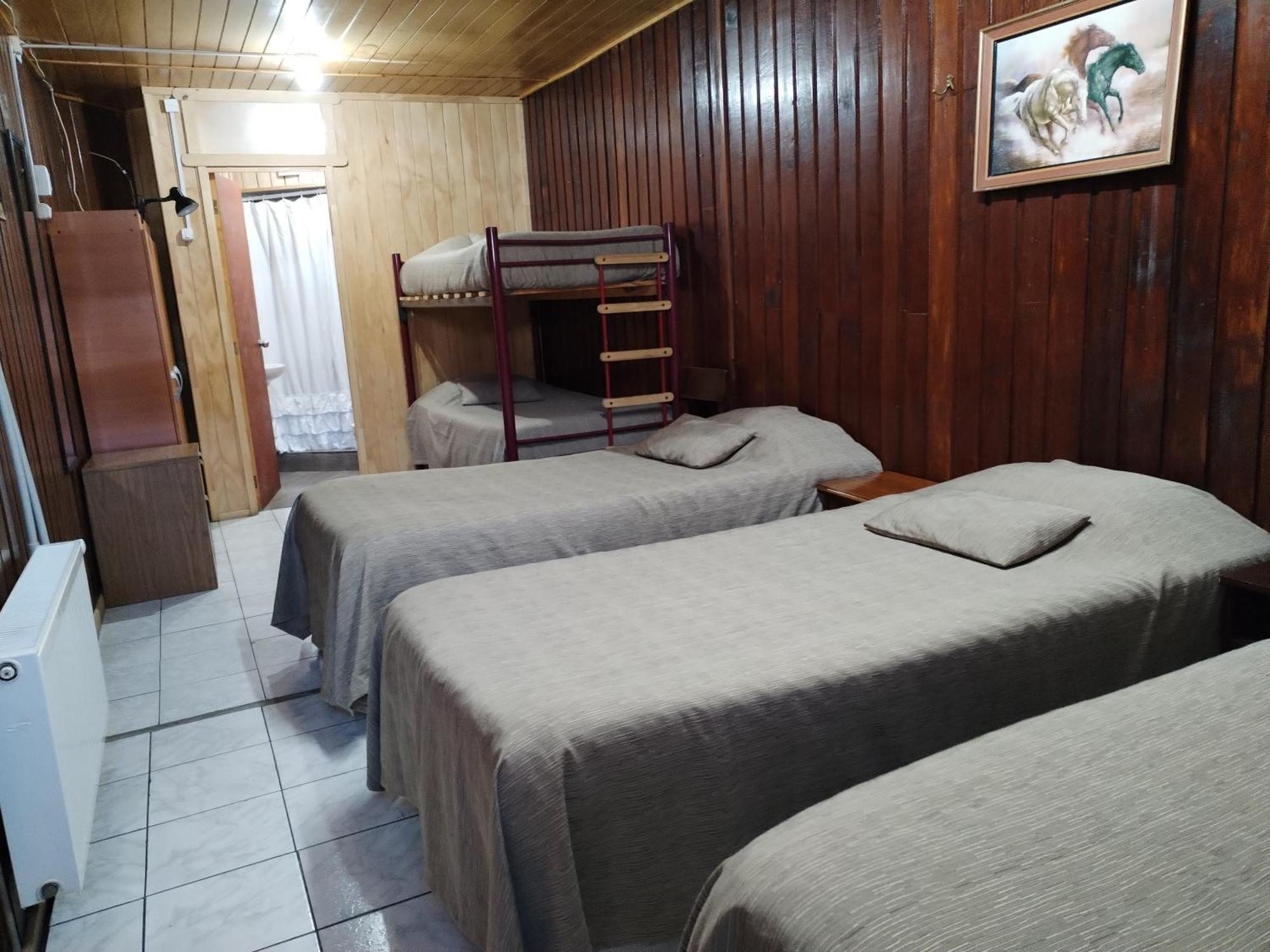 Hostal Copiapo Puerto Montt Oda fotoğraf